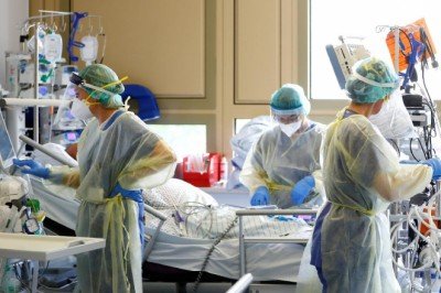 Almanya'da koronavirüs: Yoğun bakımdaki hasta sayısı iki katına çıkabilir