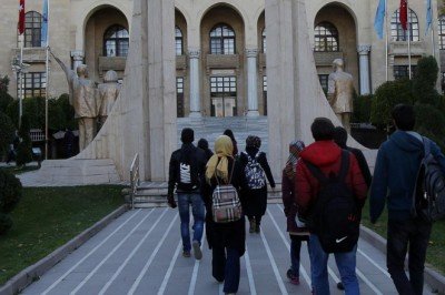 Burs ve öğrenim kredisi başvuru süresi uzatıldı