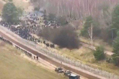 Düzensiz göçmenler BelarusPolonya sınırında