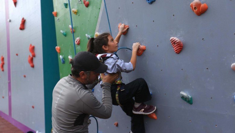 Efeler'in tırmanış duvarı minikleri ağırladı