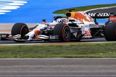 F1 Meksika'da kazanan Verstappen