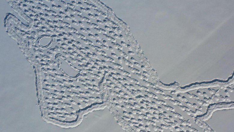 Göçmenlerin trajedisini sanata yansıttı