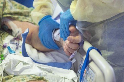 Hollanda'da yoğun bakım üniteleri alarm veriyor