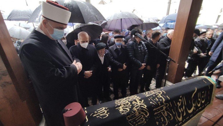 İzetbegoviç'in dava arkadaşı Hasan Çengiç için cenaze töreni düzenlendi