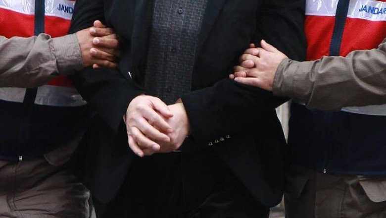 Kars'ta sulama kanalından demir kapak çalan 2 kişi gözaltına alındı