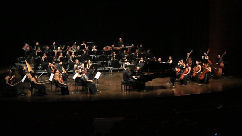 Mersin Devlet Opera ve Balesinden Atatürk anısına 10 Kasım konseri