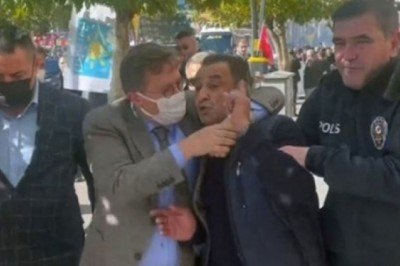 Ahmet Hakan'dan sert çıkış: Grup başkanvekilliğinden alınmayı gerektiren küfür, milletvekilliğine engel değil mi?