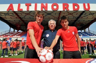 Altınordu fabrikası durmuyor