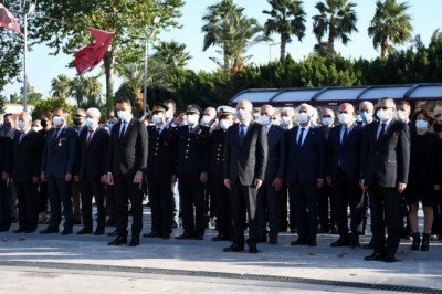 Atatürk, Kemer'de anıldı