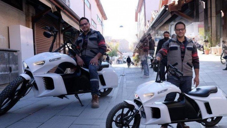 Hurda malzemelerle elektrikli bisiklet yaptı! Harcadığı parayı duyan kulaklarına inanamadı