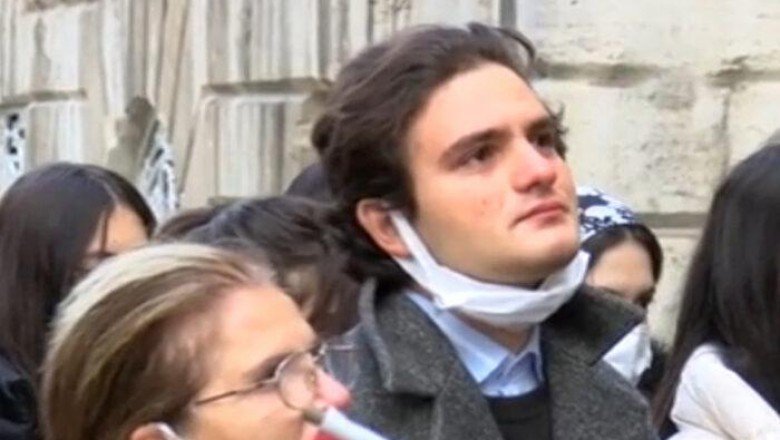 İstanbul'da 09.05'te hayat durdu! Ulu Önder Mustafa Kemal Atatürk'e saygı duruşu