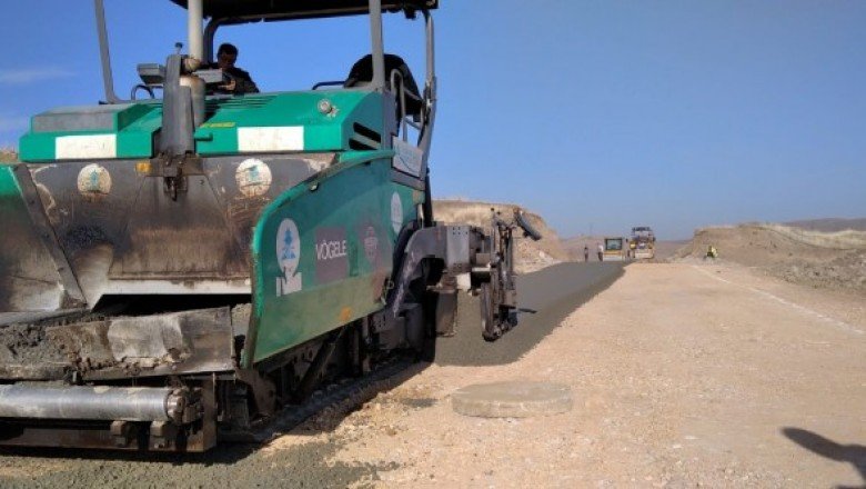 Pursaklar&amp;#039;da yollar kış aylarına hazırlanıyor   