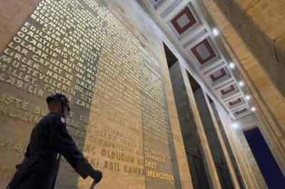 Ulu Önder Mustafa Kemal Atatürk'ün ebedi istirahatgahı Anıtkabir! Rasattepe'nin 68 yıllık ev sahibi