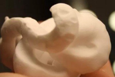 Aynalardan fırına kadar her yerde işe yarıyor! Tıraş köpüğünün temizlikte kullanımı