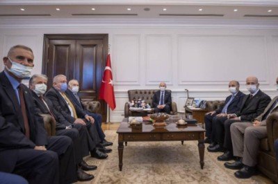 Bakan Soylu, emekli polislerle bir araya geldi