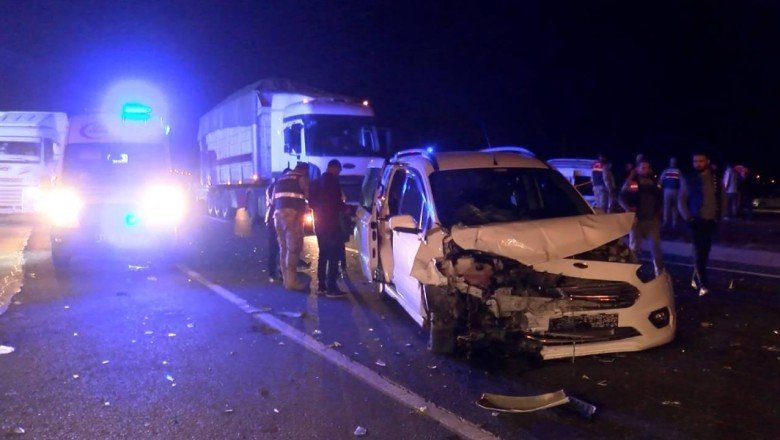 Diyarbakır'da iki araç çarpıştı: 6 yaralı