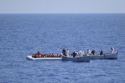 Fas açıklarında 117 düzensiz göçmen kurtarıldı