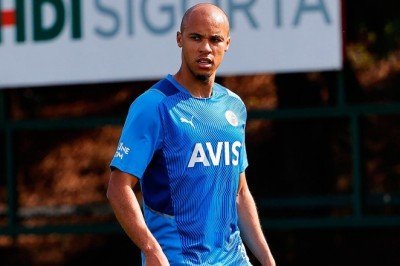 Fenerbahçeli Marcel Tisserand sakatlandı