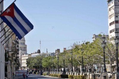 Küba'dan Facebook'a ülkedeki muhaliflere yardım etme suçlaması