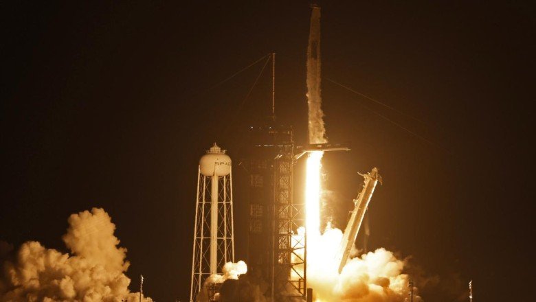 SpaceX, 4 astronotu daha Uluslararası Uzay İstasyonu'na gönderdi