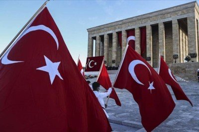 Spor camiası Büyük Önder Atatürk'ü andı