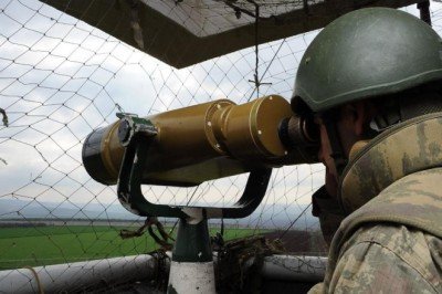 Yunanistan'a geçmeye çalışan 2 terör örgütü mensubu yakalandı