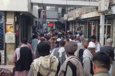 Cuma saatinde camide patlama! Yaralılar var