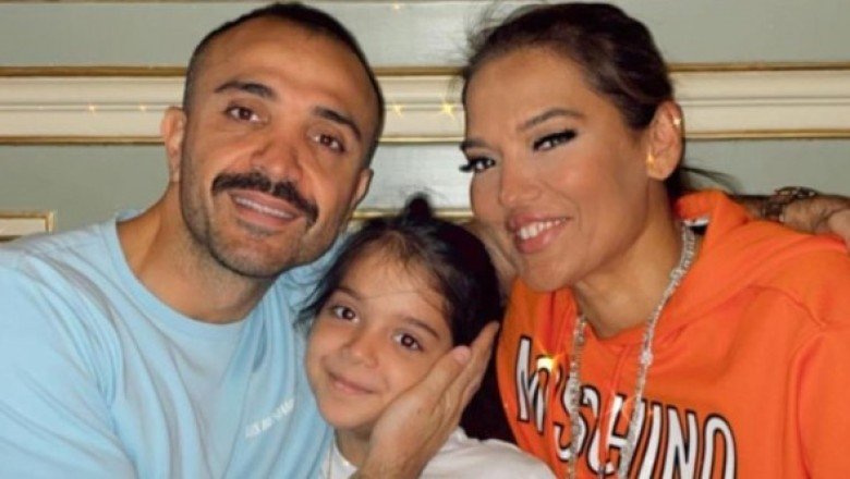 Demet Akalın'ın elbisesi olay oldu! Demet Akalın hamile mi?