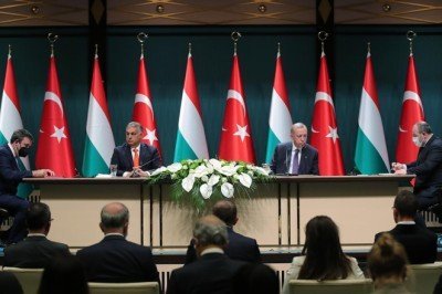 Türkiye ile Macaristan arasında 9 anlaşma imzalandı