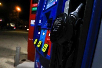 ABD artan akaryakıt fiyatlarına çözüm arayışında