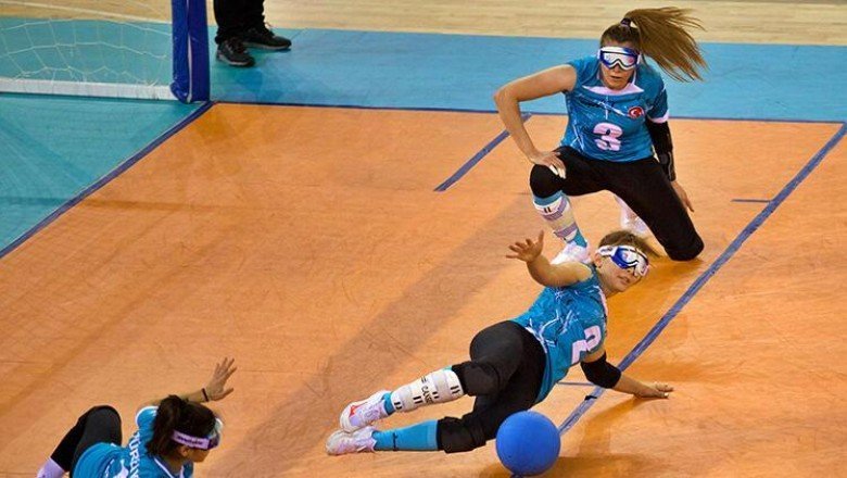 Bakan Kasapoğlu Golbol Kadın Milli Takımı'nı tebrik etti