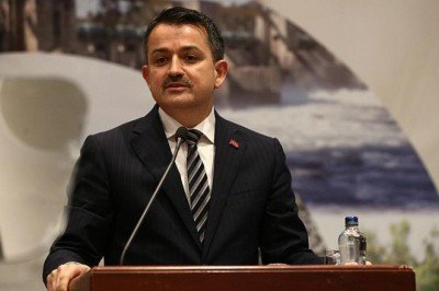 Bakan Pakdemirli: Yangına ilk müdahale süresini 12 dakikaya düşürdük