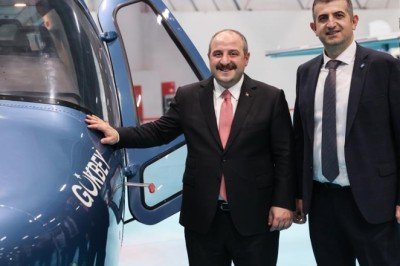 Bakan Varank SAHA EXPO'yu ziyaret etti