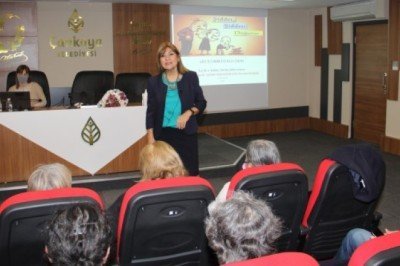 Çankaya'dan aile içi şiddetle başa çıkma semineri   