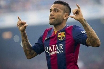 Dani Alves tekrar Barcelona'da