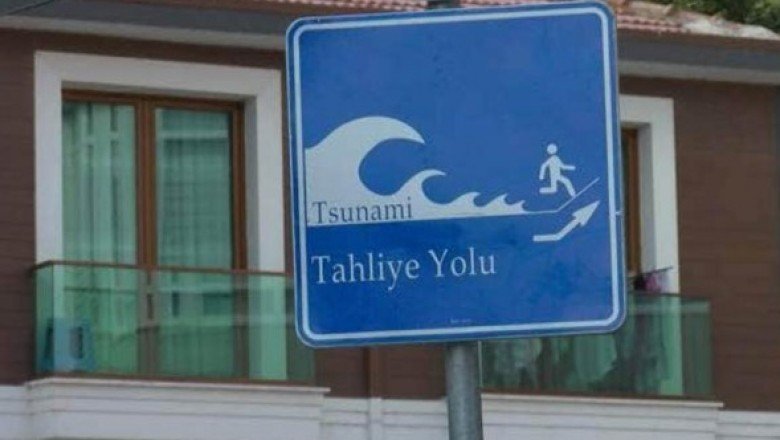 İstanbul&amp;#039;da 16 ilçeye daha tsunami uyarı levhası!