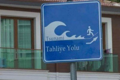 İstanbul'da 16 ilçeye daha tsunami uyarı levhası!