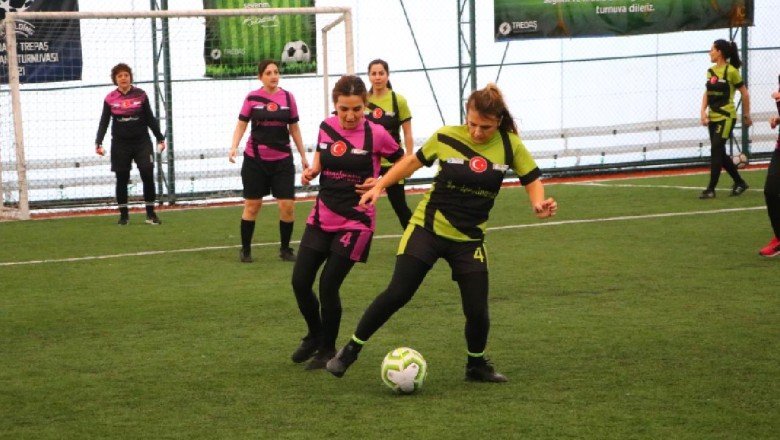 'Neden olmasın' diyen Tekirdağlı kadınlar halı saha maçı yaptı