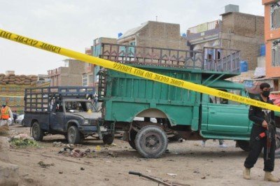 Pakistanda bombalı saldırılar: 2 polis öldü