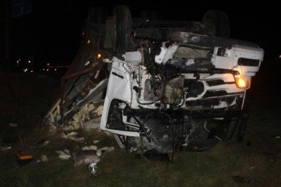 Tekirdağ'da otomobil ile kamyon çarpıştı: 1 ölü, 2 yaralı