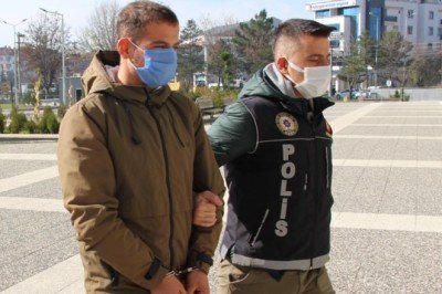 Yolcu otobüsünden 6 kilo 800 gram esrar çıktı