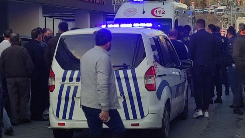 Bağcılar'da oto galerisine silahlı saldırı: 3 ölü
