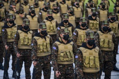 El Salvador’da artan cinayetler nedeniyle orduya görev verildi