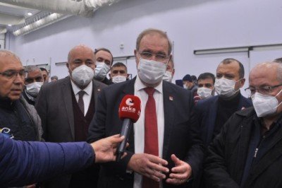 Öztrak'tan dolardaki hızlı artışa: Türk parasını pul ettiler