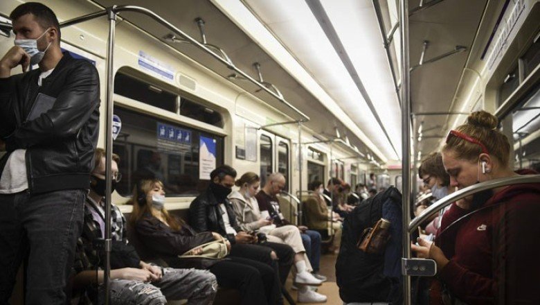 Tasarı parlamentoya sunuldu: Rusya’da aşı sertifikası bazı alanlarda zorunlu olacak