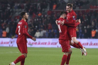 Türkiye farklı kazandı, grupta ikinci sıraya yükseldi