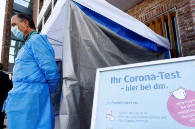 Almanyada huzurevleri ve kreşlerde aşı zorunluluğu tartışılıyor