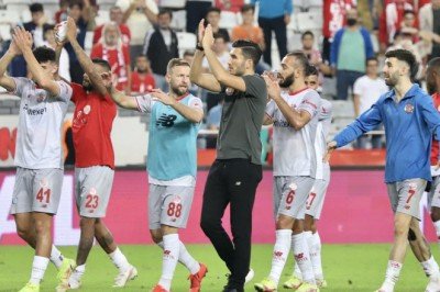 Antalyaspor Avrupa kupalarını hedefliyor