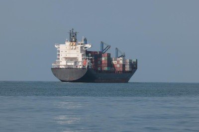 Denizlerde tehlikeli yük taşımacılığına düzenleme