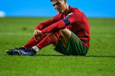 Dünya Kupası yolunda Ronaldo'yu yıkan darbe! Katar bileti ellerinin arasından kayıp gitti